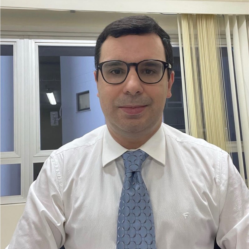 Dr. Leonardo Chinato Ribeiro